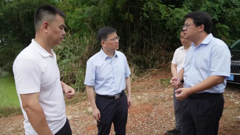 陈威调研督导生态环境问题整改、饮水安全及防溺水工作